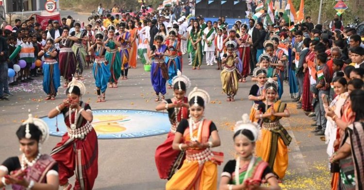 ହକି ବିଶ୍ବକପ ଟ୍ରଫି ସୁନ୍ଦରଗଡ଼ ସହର ପରିକ୍ରମା କରୁଛି।