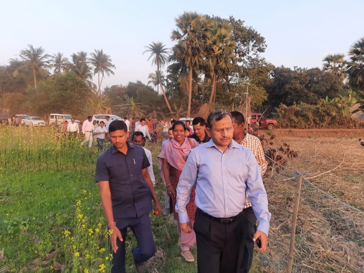 ମୁଖ୍ୟ ଶାସନ ସଚିବ ଶ୍ରୀ ସୁରେଶ ଚନ୍ଦ୍ର ମହାପାତ୍ର ଦୁଇଦିନିଆ ବାଲେଶ୍ବର ଜିଲ୍ଲା ଗସ୍ତ