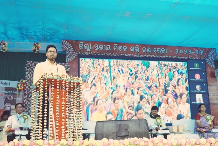 District level mega @mission_shakti SHG Bank linkage is being held at Balangir today.