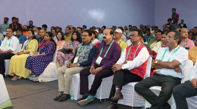 Chairing the seminar on “Humble Millets: Hope for Future