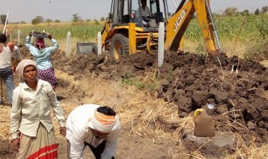 ମେସିନ କରୁଛି କାମ