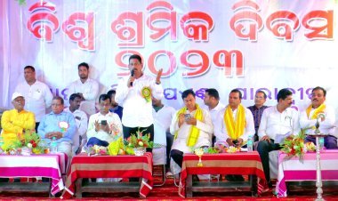 ଶ୍ରମିକ  ସଂଘ ପକ୍ଷରୁ ବିଶ୍ୱ ଶ୍ରମିକ ଦିବସ ପାଳିତ