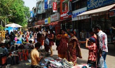 ସାବିତ୍ରୀ ବଜାରରେ ଅସମ୍ଭାଳ ଭିଡ଼