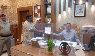 ମିଳିତ ଅମଲା ମଞ୍ଚର ଜିଲ୍ଲାପାଳଙ୍କୁ ଚରମ ଦାବୀ ପତ୍ର