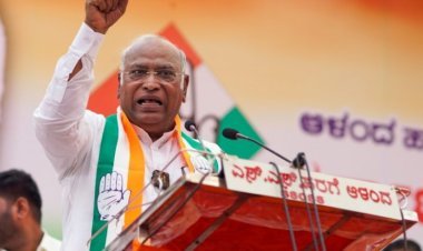 ମୋଦୀ ସରକାରଙ୍କୁ ଖଡ଼ଗେଙ୍କ ଭର୍ତ୍ସନା