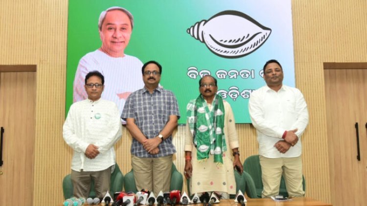 ବିଜେଡିରେ ଯୋଗଦେଲେ ଝାରସୁଗୁଡ଼ା ଜିଲ୍ଲା ବିଜେପି ସଭାପତି ମଙ୍ଗଲ ସାହୁ