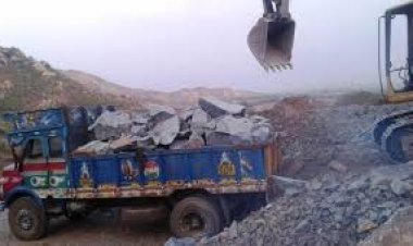 କାହା ପ୍ରୋତ୍ସାହନ ରେ ଚାଲିଛି ଖଣି ଚୋରୀ