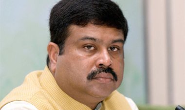 ଦିଗପହଣ୍ଡିରେ ମର୍ମନ୍ତୁଦ ସଡ଼କ ଦୁର୍ଘଟଣା: ଶୋକ ପ୍ରକାଶ କଲେ କେନ୍ଦ୍ର ଶିକ୍ଷା ମନ୍ତ୍ରୀ ଧର୍ମେନ୍ଦ୍ର ପ୍ରଧାନ