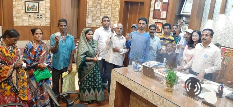 କ୍ଷତିଗ୍ରସ୍ତଙ୍କୁ ସହାୟତା
