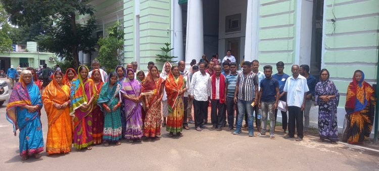 ଗ୍ରାମରେ ଜଳ ସଙ୍କଟ, ଜିଲ୍ଲାପାଳଙ୍କ ଦ୍ୱାରସ୍ଥ