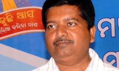 ପରିବା ଦରବୃଦ୍ଧିକୁ ବିରୋଧ,ଖାଦ୍ୟ ଯୋଗାଣ ମନ୍ତ୍ରୀଙ୍କ ଘର ଉପରକୁ ଟମାଟୋ ମାଡ