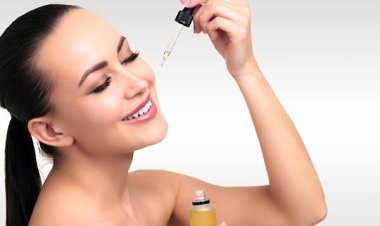 ଘରେ ପ୍ରସ୍ତୁତ କରନ୍ତୁ ଆଣ୍ଟି ଏଜିଙ୍ଗ ଫେସ ସିରମ