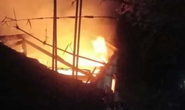 ନିଆଁ ଲାଗି ୨୫ ବଖରା ଭସ୍ମ