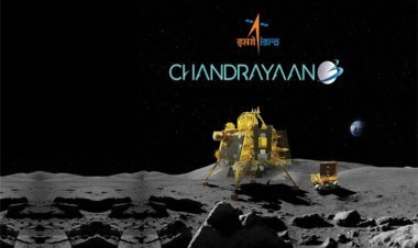 ଚନ୍ଦ୍ରଯାନ-୩ ର ଲ୍ୟାଣ୍ଡର ବିକ୍ରମକୁ ସ୍ବାଗତ କଲା ପୂର୍ବରୁ ରହିଥିବା ଚନ୍ଦ୍ରଯାନ-୨ର ଅର୍ବିଟର
