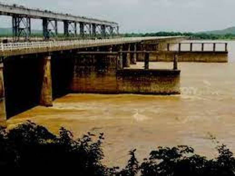 କାଲି ଦିନ ୧୦ଟା ସୁଦ୍ଧା ମୁଣ୍ଡଳିରେ ୬ ଲକ୍ଷ କ୍ୟୁସେକ ଜଳ ପହଞ୍ଚିବ