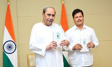 'ଦ ମ୍ୟାଜିକ୍ ମନ୍ତ୍ର ଅଫ୍ 5T- ଏ ଟେଲ୍ ଅଫ୍ ଟ୍ରାନ୍ସଫର୍ମିଂ ନବରଙ୍ଗପୁର' ଲୋକାର୍ପିତ