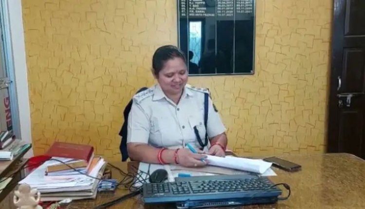 ଜୟନାରାୟଣ ମିଶ୍ରଙ୍କୁ ନେଇ ଚର୍ଚ୍ଚାକୁ ଆସିଥିବା ଆଇଆଇସି ଅନିତାଙ୍କ ନାଁରେ ଥାନାରେ ଏତଲା