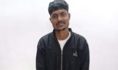 ଦେହରେ ସେଲୋ ଟେପ୍ ମାରି ଗଞ୍ଜେଇ ଚୋରା ଚାଲାଣ ବେଳେ ଧରାପଡ଼ିଲା ପଶ୍ଚିମବଙ୍ଗ ଯୁବକ