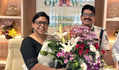 ସ୍ବାମୀ ସଞ୍ଜୀବ ପଣ୍ଡାଙ୍କ ହାତରୁ ଦାୟିତ୍ବ ଗ୍ରହଣ କଲେ ସନ୍ତୋଷ ବାଲା ପଣ୍ଡା