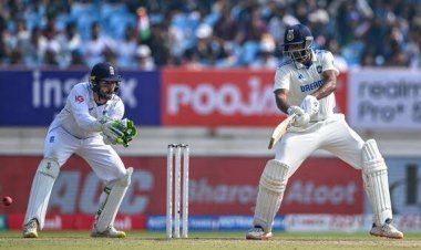 ଜାଡ଼େଜାଙ୍କ ଆଗରେ ଇଂଲଣ୍ଡର ଆତ୍ମ ସମର୍ପଣ