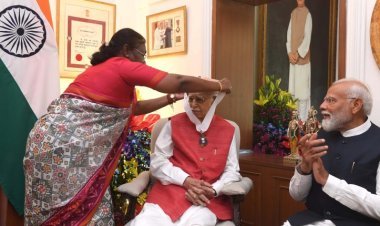 ଆଡଭାନୀଙ୍କୁ ଭାରତରତ୍ନ ସମ୍ମାନ ପ୍ରଦାନ କଲେ ରାଷ୍ଟ୍ରପତି