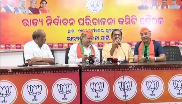 ବିଜେପିରେ ସାମିଲ ହେଲେ ଦୁଇ ବରିଷ୍ଠ ଡାକ୍ତର