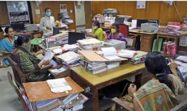 ୨୦୨୫ କ୍ୟାଲେଣ୍ଡର ବର୍ଷରେ ରାଜ୍ୟ କର୍ମଚାରୀଙ୍କୁ ମିଳିବ ୨୬ ସରକାରୀ ଛୁଟି ଓ ୮ ଇଚ୍ଛାଧୀନ ଛୁଟି